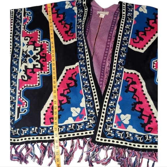 Flying Tomato Colorful Geometric Patterned Poncho Small/Medium - Picture 5 of 5